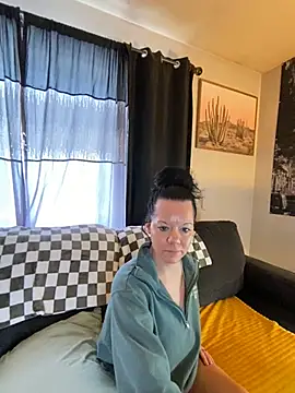 SidneyRaee online show from 12-13-24, 08:15