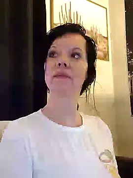 SidneyRaee online show from 01-31-25, 08:54