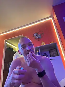 Snapshot of Denislamalice34 chatting on 09-11-25, 08:09 Denislamalice34 online show from 09-11-25, 08:09