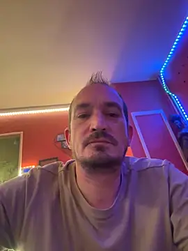 Snapshot of Denislamalice34 chatting on 02-05-26, 08:13 Denislamalice34 online show from 02-05-26, 08:13