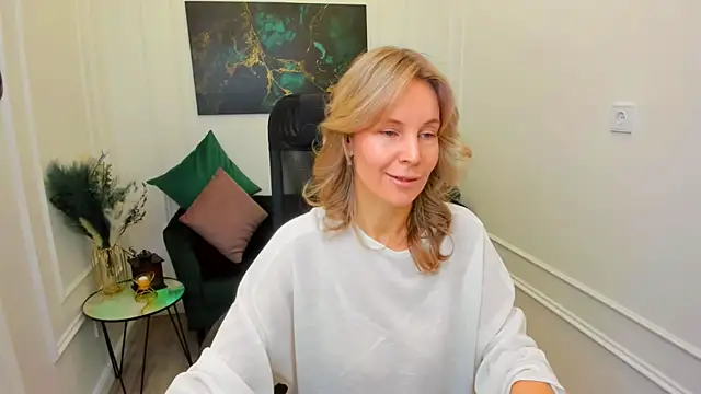 Sinty Devis online show from 04-16-26, 04:46