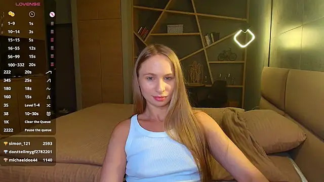 Snapshot of Mad1en chatting on 07-19-26, 03:54 Mad1en online show from 07-19-26, 03:54