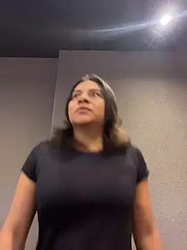 Snapshot of Nina-Eros1 chatting on 11-28-25, 03:36 Nina-Eros1 online show from 11-28-25, 03:36