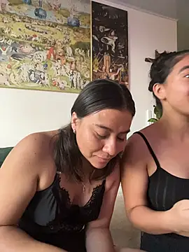 Snapshot of Nina-Eros1 chatting on 01-06-26, 10:12 Nina-Eros1 online show from 01-06-26, 10:12