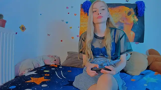 Lizzyjordanxo online show from 06-23-26, 03:32