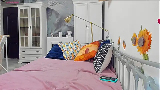 Lizzyjordanxo online show from 08-01-26, 04:06