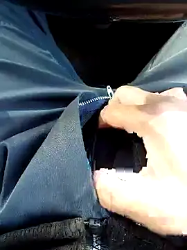 Snapshot of mjiyk1130 chatting on 02-17-25, 05:14 mjiyk1130 online show from 02-17-25, 05:14