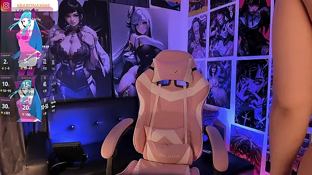 LanaKyutt online show from 12-20-25, 01:07