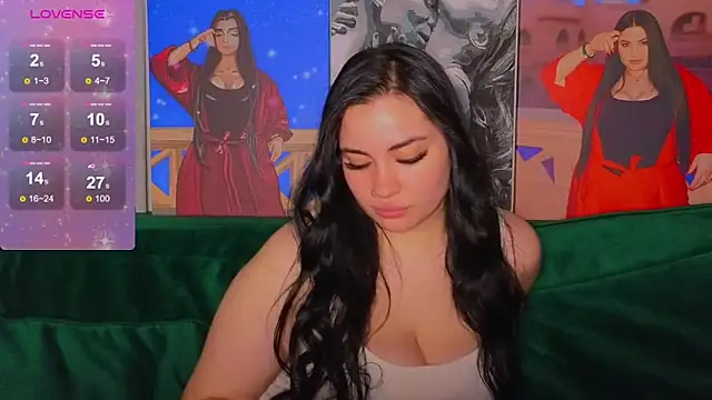 Nikki Kardashian online show from 12-27-24, 08:07