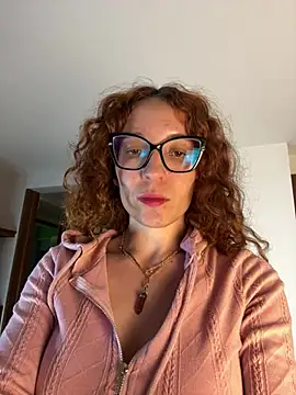 Snapshot of karen_brave chatting on 02-12-25, 01:41 karen brave online show from 02-12-25, 01:41