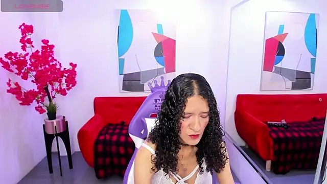 Snapshot of Alice_candace chatting on 02-08-25, 12:06 Alice candace online show from 02-08-25, 12:06