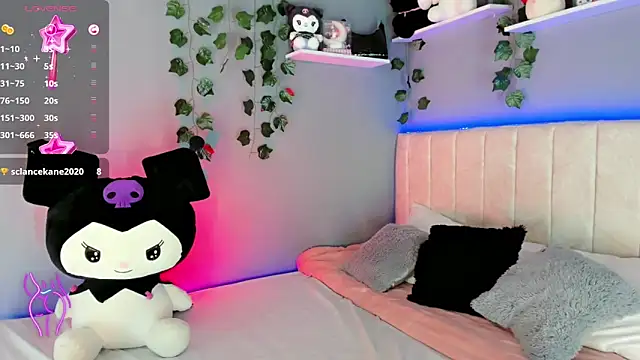 Snapshot of cattriona_muller chatting on 03-13-25, 11:30 cattriona muller online show from 03-13-25, 11:30