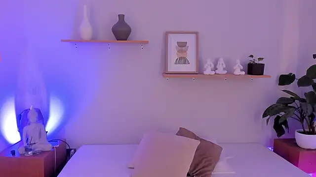 moll1e  online show from 03-05-25, 02:01