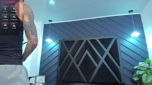 Snapshot of Apolo_Bianco_ chatting on 09-13-25, 02:11 Apolo Bianco online show from 09-13-25, 02:11