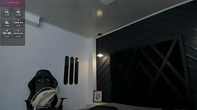 Snapshot of Apolo_Bianco_ chatting on 09-30-25, 11:10 Apolo Bianco online show from 09-30-25, 11:10