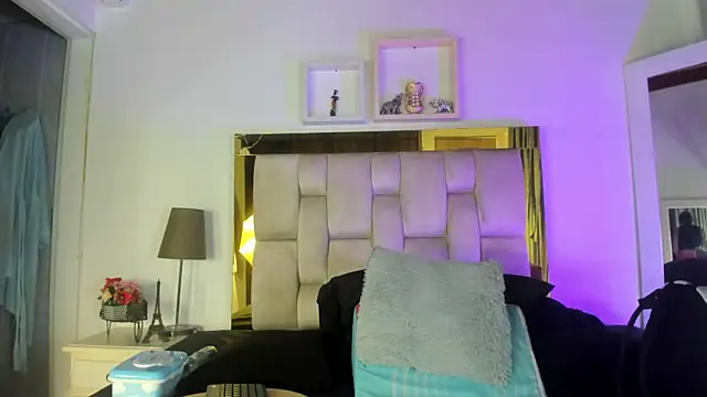 emmy r online show from 12-21-24, 12:06