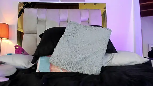 emmy r online show from 02-12-25, 03:16