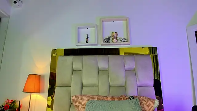 emmy r online show from 03-12-25, 12:04