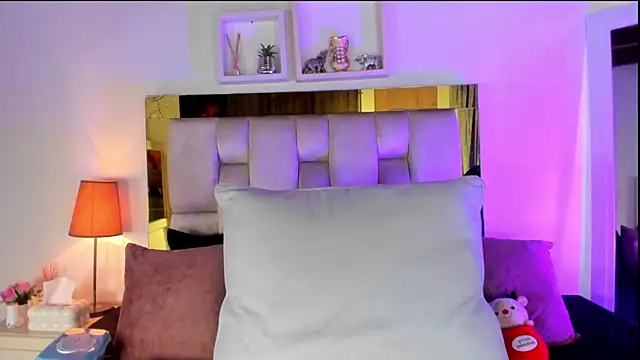 emmy r online show from 12-17-25, 12:11