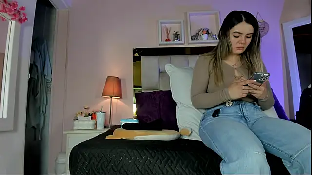 emmy r online show from 04-25-26, 12:08