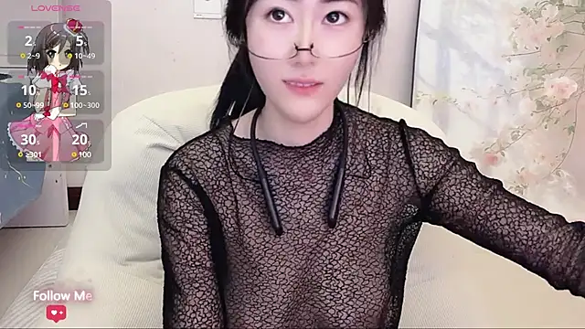 Snapshot of qiqi-- chatting on 03-05-25, 10:33 qiqi-- online show from 03-05-25, 10:33