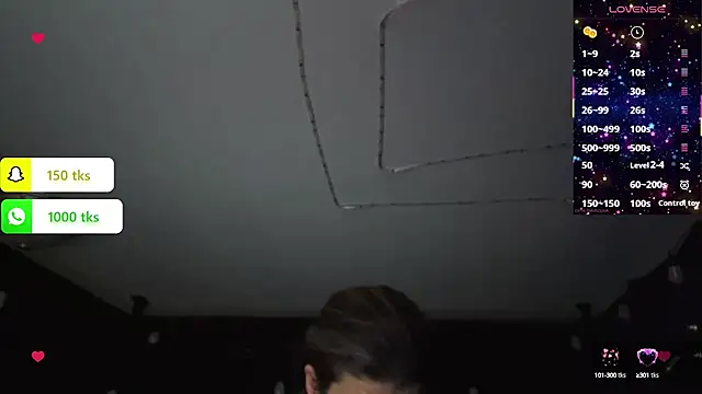 Snapshot of Sexy_Mama-69 chatting on 02-27-25, 04:10 Sexy Mama-69 online show from 02-27-25, 04:10