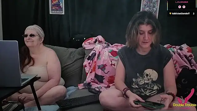 Snapshot of Sexy_Mama-69 chatting on 02-02-26, 06:28 Sexy Mama-69 online show from 02-02-26, 06:28