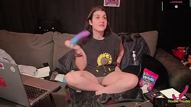 Snapshot of Sexy_Mama-69 chatting on 02-07-26, 01:20 Sexy Mama-69 online show from 02-07-26, 01:20