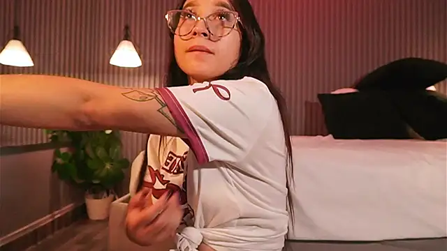 EriKlein online show from 03-04-26, 08:26