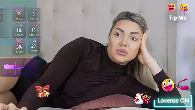 stacya10 online show from 12-18-24, 11:24