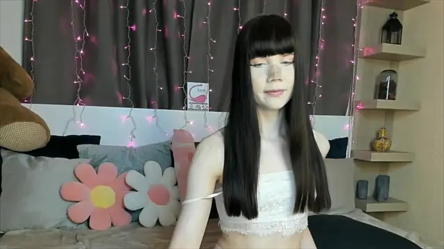 Juicy MilkX online show from 12-12-24, 08:47