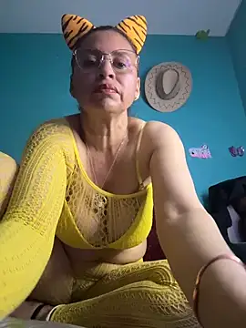 Snapshot of SheraHadee chatting on 06-02-26, 03:03 SheraHadee online show from 06-02-26, 03:03