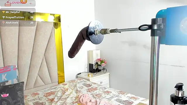 angel dthroatt online show from 12-07-24, 03:19