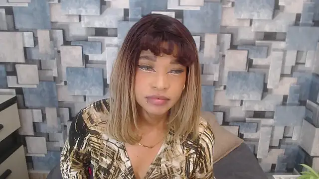 Snapshot of angel_dthroatt chatting on 01-05-26, 05:27 angel dthroatt online show from 01-05-26, 05:27