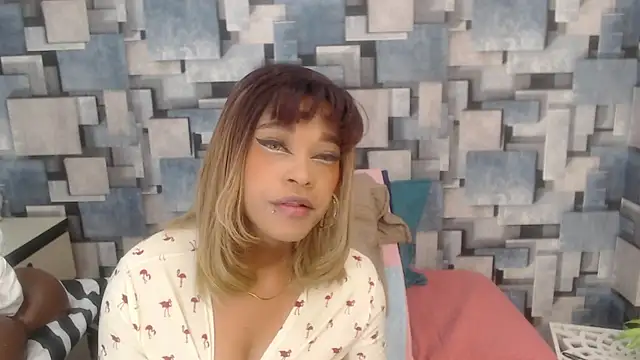 Snapshot of angel_dthroatt chatting on 01-13-26, 12:10 angel dthroatt online show from 01-13-26, 12:10