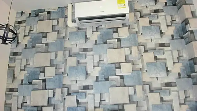 Snapshot of angel_dthroatt chatting on 02-12-26, 12:22 angel dthroatt online show from 02-12-26, 12:22