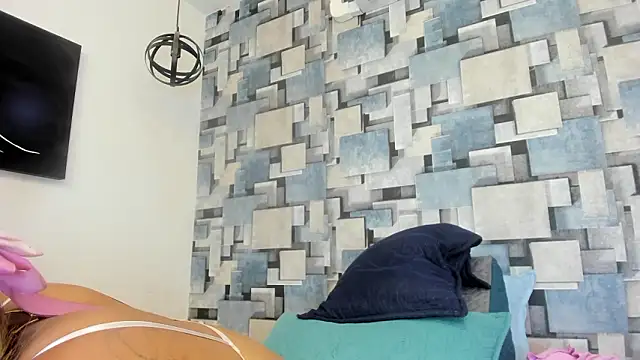 Snapshot of angel_dthroatt chatting on 03-06-26, 12:12 angel dthroatt online show from 03-06-26, 12:12