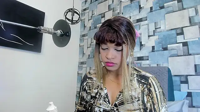 Snapshot of angel_dthroatt chatting on 03-07-26, 12:24 angel dthroatt online show from 03-07-26, 12:24