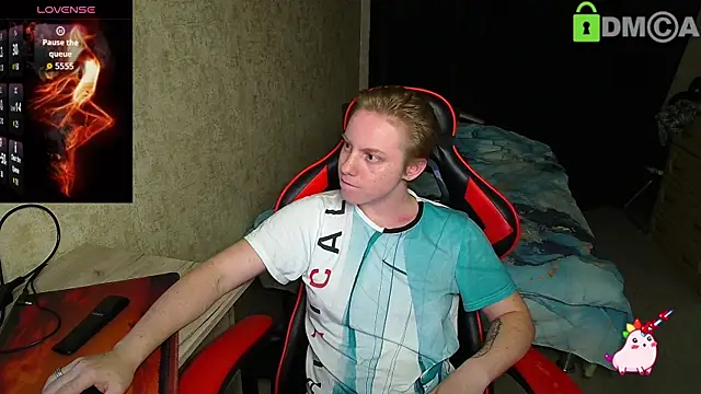 Snapshot of Alexis_Gordon chatting on 10-27-25, 10:03 Alexis Gordon online show from 10-27-25, 10:03