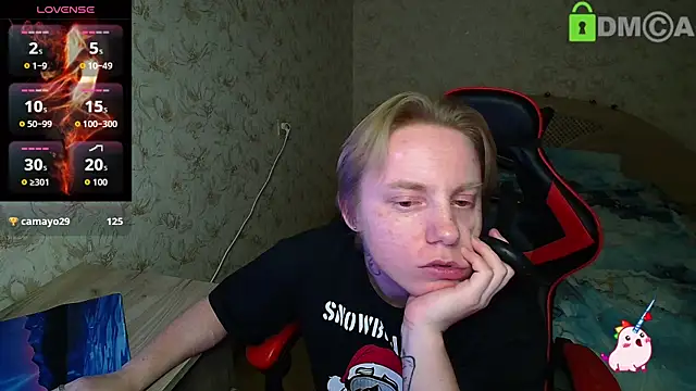 Snapshot of Alexis_Gordon chatting on 11-26-25, 12:22 Alexis Gordon online show from 11-26-25, 12:22