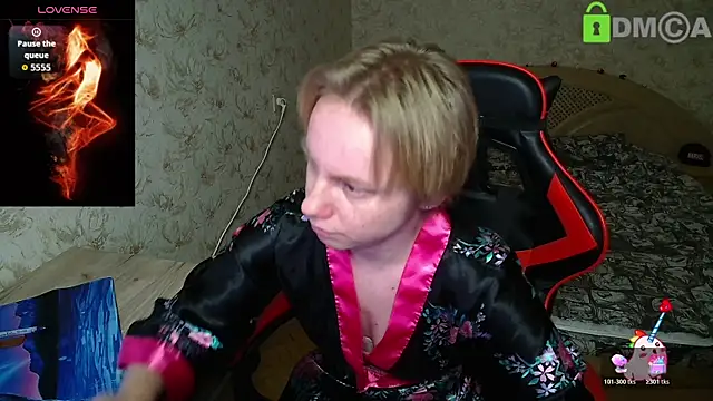 Snapshot of Alexis_Gordon chatting on 11-28-25, 01:47 Alexis Gordon online show from 11-28-25, 01:47