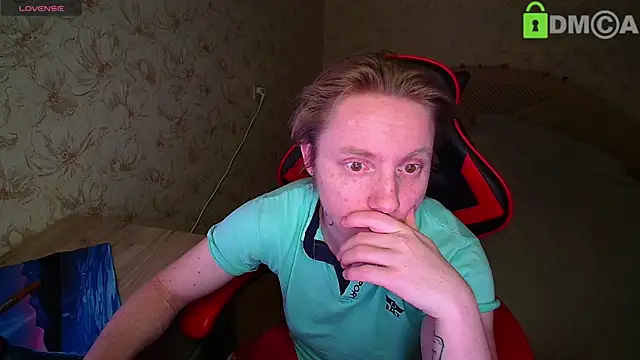 Snapshot of Alexis_Gordon chatting on 12-17-25, 09:32 Alexis Gordon online show from 12-17-25, 09:32