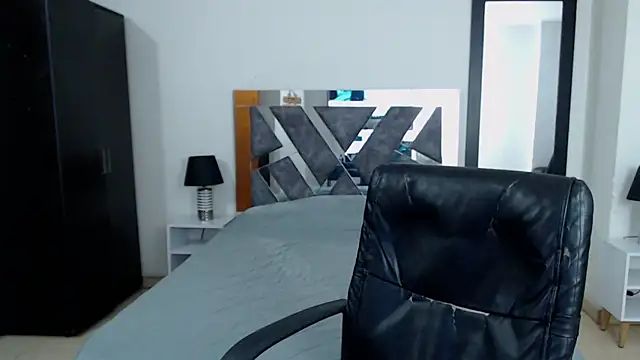 Frank heaven01 online show from 02-26-25, 08:00