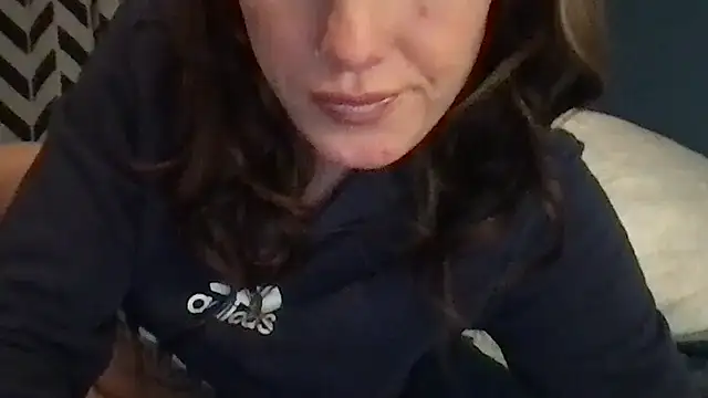 Snapshot of kittycatkendra chatting on 11-12-25, 11:47 kittycatkendra online show from 11-12-25, 11:47