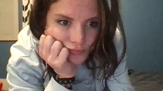 Snapshot of kittycatkendra chatting on 11-18-25, 10:31 kittycatkendra online show from 11-18-25, 10:31