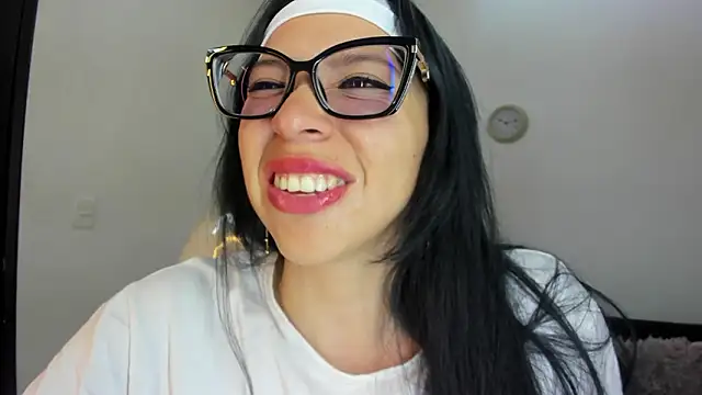 Snapshot of Katty_mouth chatting on 02-03-26, 05:51 Katty mouth online show from 02-03-26, 05:51