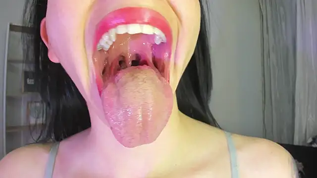 Snapshot of Katty_mouth chatting on 02-19-26, 07:32 Katty mouth online show from 02-19-26, 07:32