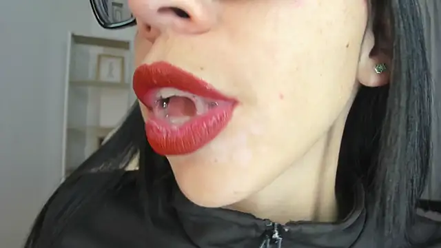 Snapshot of Katty_mouth chatting on 02-28-26, 05:03 Katty mouth online show from 02-28-26, 05:03