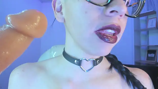 Snapshot of Katty_mouth chatting on 03-13-26, 08:37 Katty mouth online show from 03-13-26, 08:37