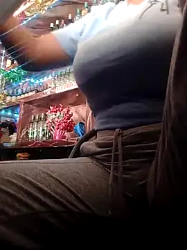 VivienAndClark online show from 03-18-25, 05:53